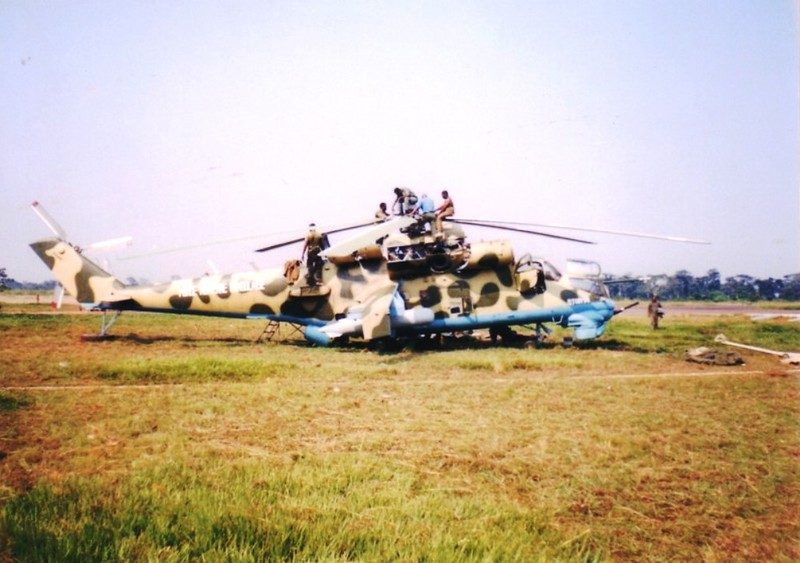 Congo-Kinshasa%20Hind-E.jpg